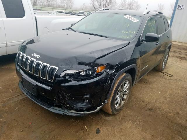 1C4PJLLB4KD144365 - 2019 JEEP CHEROKEE LATITUDE PLUS  photo 2