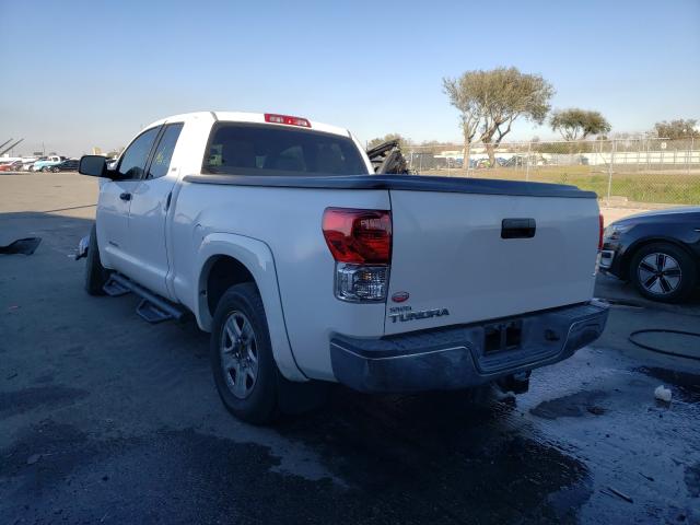 5TFRV54147X004241 - 2007 TOYOTA TUNDRA DOUBLE CAB SR5 WHITE photo 3