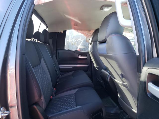 5TFUY5F15KX813562 - 2019 TOYOTA TUNDRA DOUBLE CAB SR/SR5 GRAY photo 6