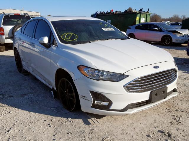 3FA6P0HDXKR133368 - 2019 FORD FUSION SE  photo 1