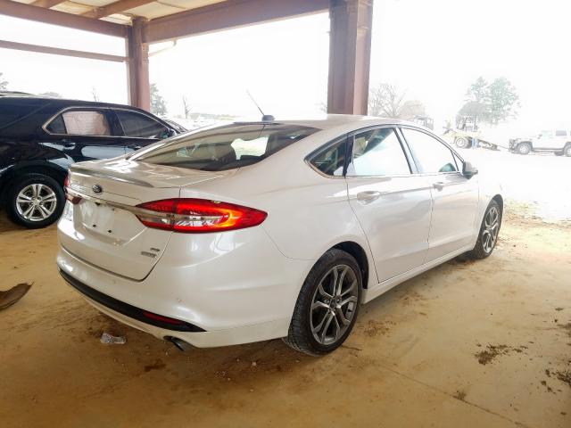 3FA6P0HD1HR363289 - 2017 FORD FUSION SE  photo 4