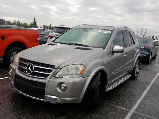 4JGBB77E69A462319 - 2009 MERCEDES-BENZ ML 63 AMG  photo 2