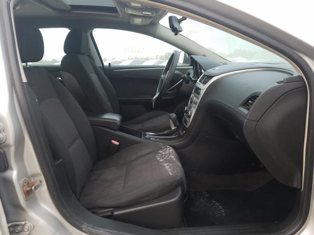 1G1ZH57B98F240573 - 2008 CHEVROLET MALIBU 1LT SILVER photo 5