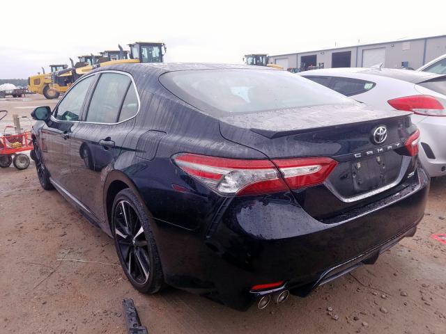 4T1B61HK7JU115641 - 2018 TOYOTA CAMRY XSE  photo 3