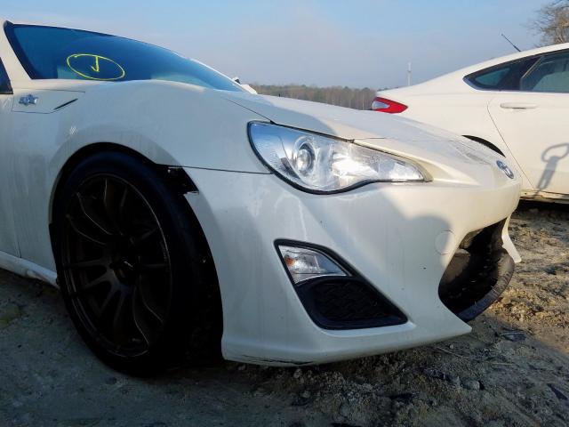 JF1ZNAA1XD1701818 - 2013 TOYOTA SCION FR-S  photo 9