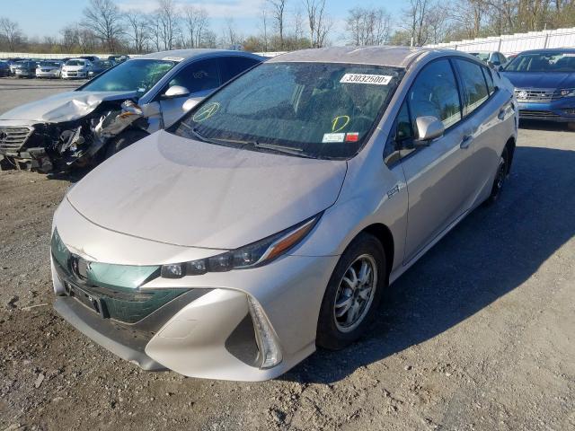 JTDKARFP5H3045976 - 2017 TOYOTA PRIUS PRIME  photo 2