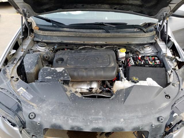 1C4PJLCB7KD358833 - 2019 JEEP CHEROKEE LATITUDE  photo 7