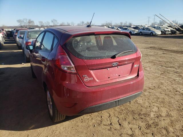 3FADP4EJ2HM160482 - 2017 FORD FIESTA SE RED photo 3