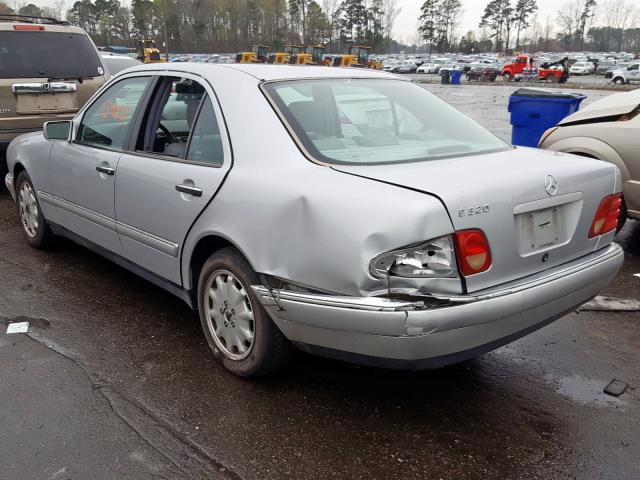 WDBJF65H5XA877798 - 1999 MERCEDES-BENZ E 320  photo 3