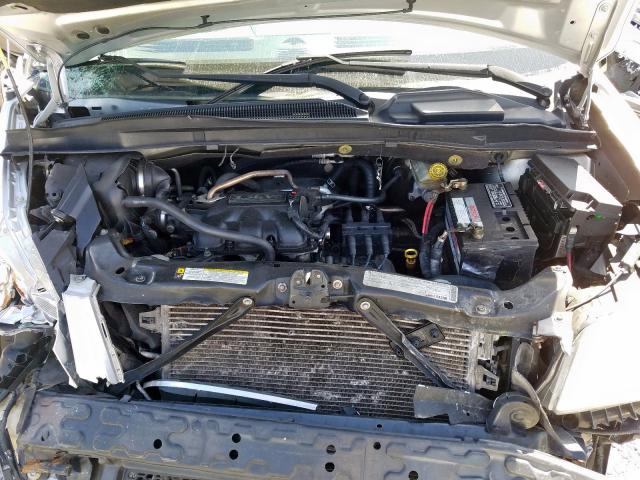 2A4RR4DE8AR178511 - 2010 CHRYSLER TOWN & COUNTRY LX  photo 7