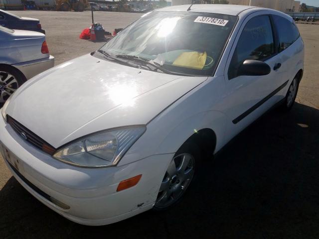 3FAHP31381R166427 - 2001 FORD FOCUS ZX3  photo 2