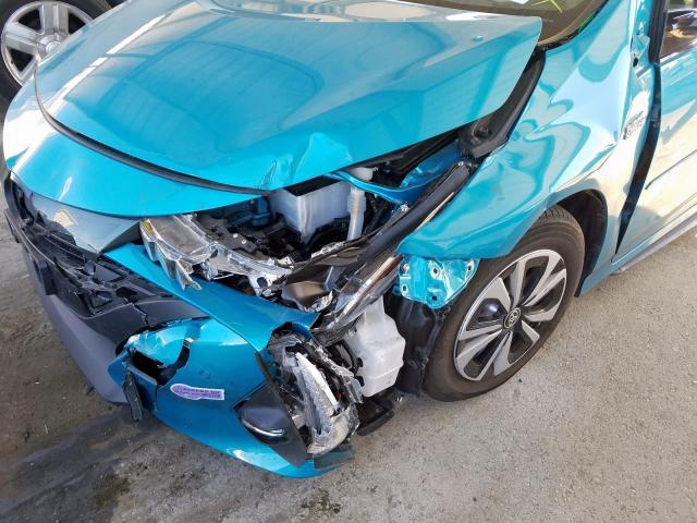 JTDKARFP0J3101215 - 2018 TOYOTA PRIUS PRIME  photo 9