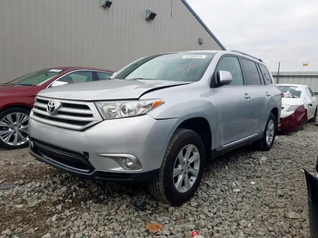 5TDBK3EH2DS179664 - 2013 TOYOTA HIGHLANDER BASE  photo 2