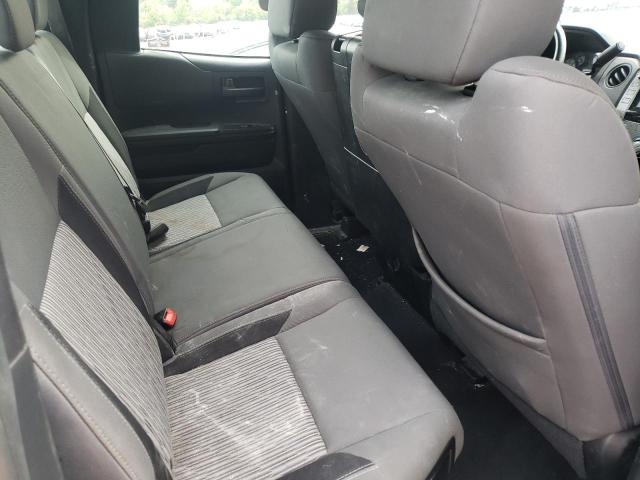 5TFUM5F17HX072965 - 2017 TOYOTA TUNDRA DOUBLE CAB SR/SR5 WHITE photo 6