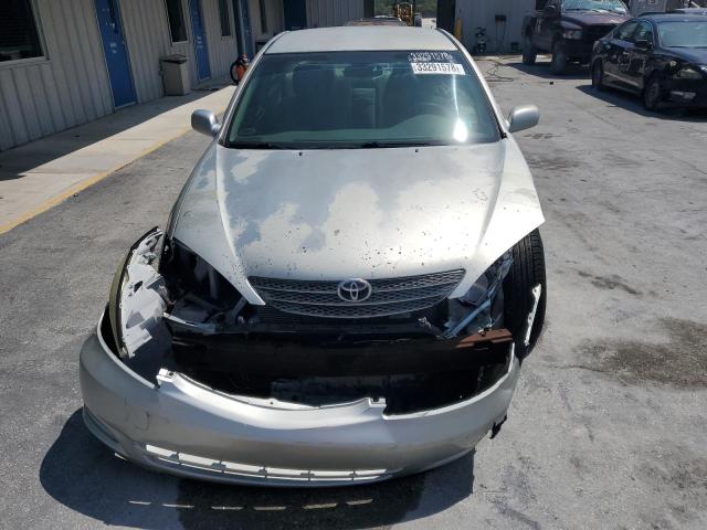 4T1BE32K84U884600 - 2004 TOYOTA CAMRY LE SILVER photo 9