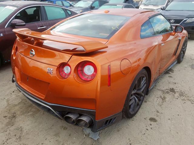 JN1AR5EF0HM820591 - 2017 NISSAN GT-R PREMIUM  photo 4