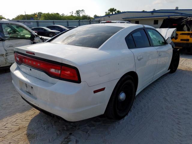 2C3CDXAT8EH367545 - 2014 DODGE CHARGER POLICE  photo 4