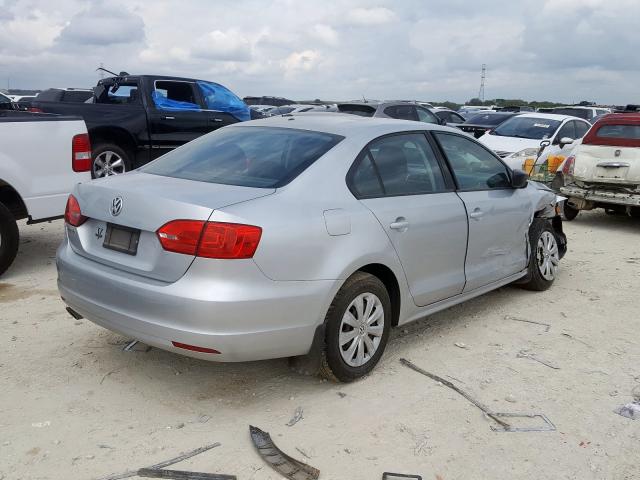 3VW2K7AJ1DM398547 - 2013 VOLKSWAGEN JETTA BASE  լուսանկար 4