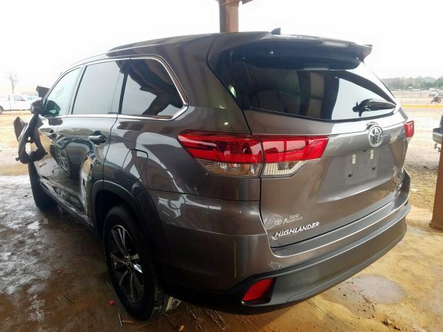 5TDKZRFH2KS564703 - 2019 TOYOTA HIGHLANDER SE  photo 3