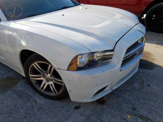 2C3CDXHG8EH263503 - 2014 DODGE CHARGER SXT  photo 9