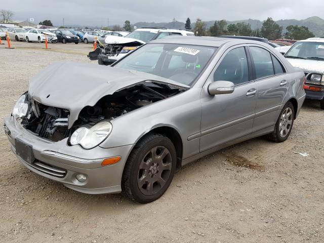 WDBRF81J85F686271 - 2005 MERCEDES-BENZ C 240 4MATIC  photo 2