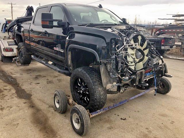 1GT12TEY9JF119016 - 2018 GMC SIERRA K2500 SLT  photo 1