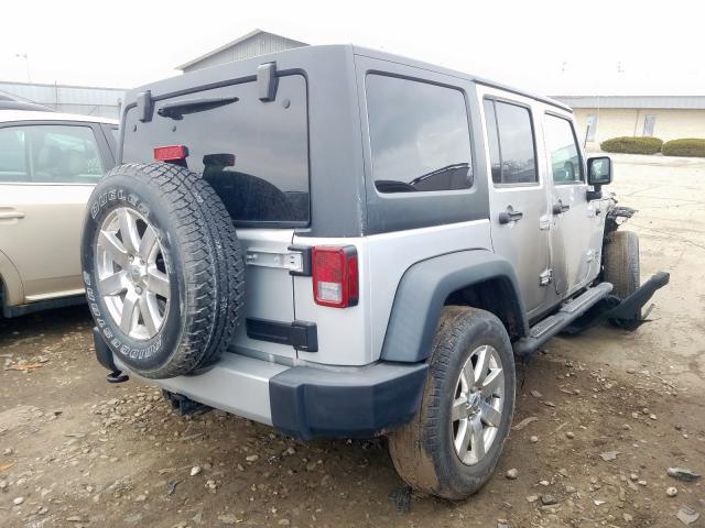 1C4HJWEG4CL169806 - 2012 JEEP WRANGLER UNLIMITED SAHARA  photo 4