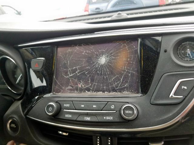 LRBFXBSA5JD007168 - 2018 BUICK ENVISION PREFERRED  foto 9