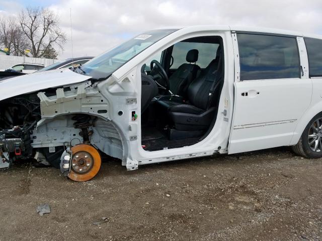 2C4RC1HGXFR574075 - 2015 CHRYSLER TOWN & COUNTRY S  photo 9