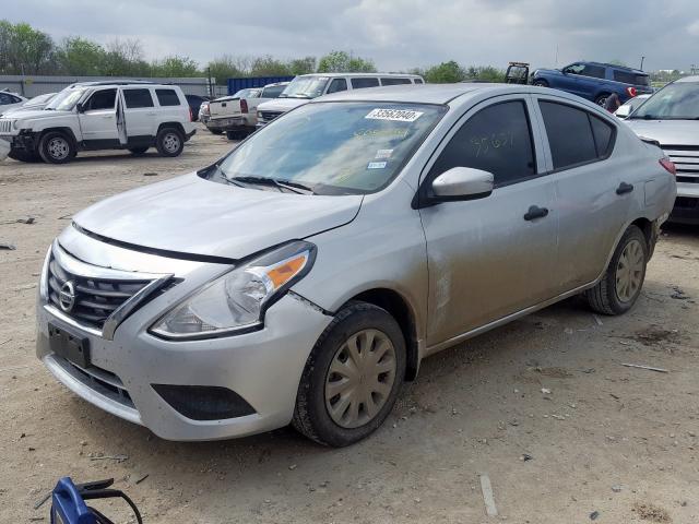 3N1CN7AP8JL805044 - 2018 NISSAN VERSA S  photo 2