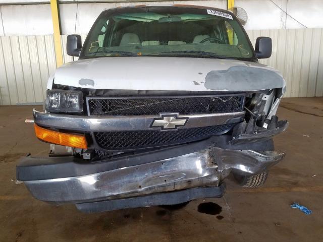 1GAGG25U441166256 - 2004 CHEVROLET EXPRESS G2500  photo 9