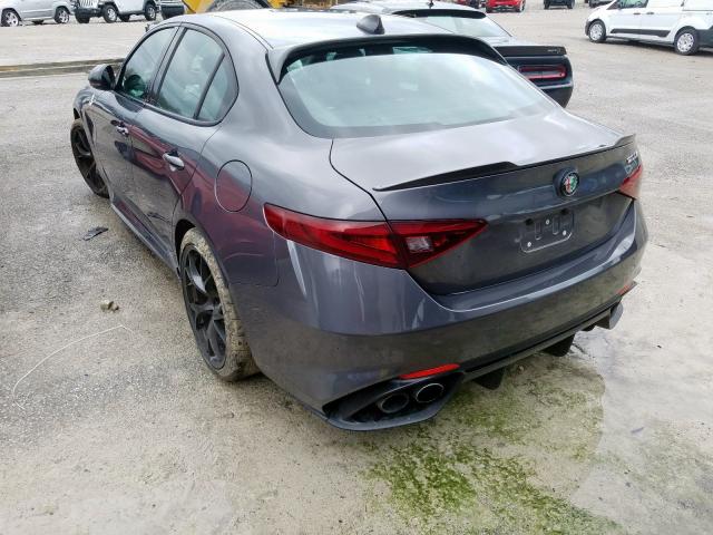 ZARFAEAV5H7531363 - 2017 ALFA ROMEO GIULIA QUADRIFOGLIO  photo 3