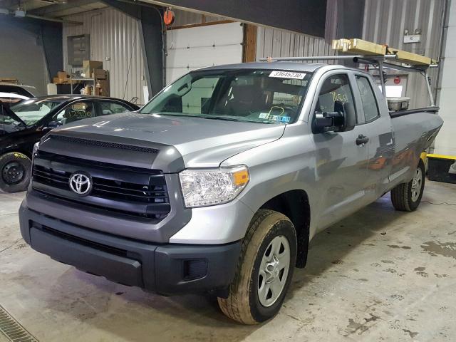 5TFCY5F17FX018384 - 2015 TOYOTA TUNDRA DOUBLE CAB SR/SR5  photo 2