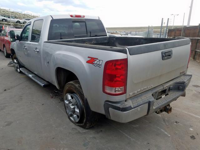 1GT120C85BF126080 - 2011 GMC SIERRA K2500 SLE  photo 3