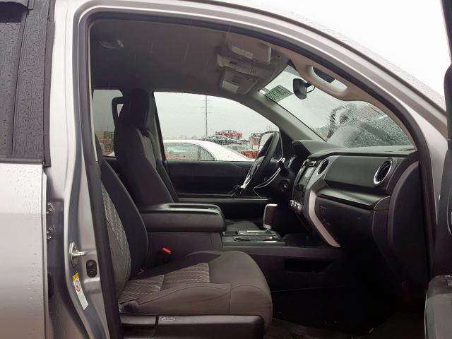 5TFUW5F16KX801734 - 2019 TOYOTA TUNDRA DOUBLE CAB SR/SR5  photo 5