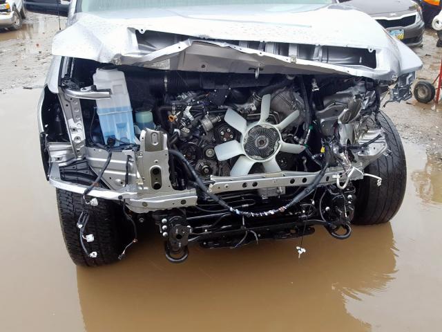 5TFUW5F16KX801734 - 2019 TOYOTA TUNDRA DOUBLE CAB SR/SR5  photo 9