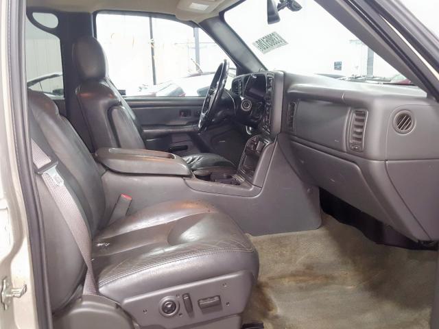 1GTGK23UX4F250271 - 2004 GMC SIERRA K2500 CREW CAB  photo 5