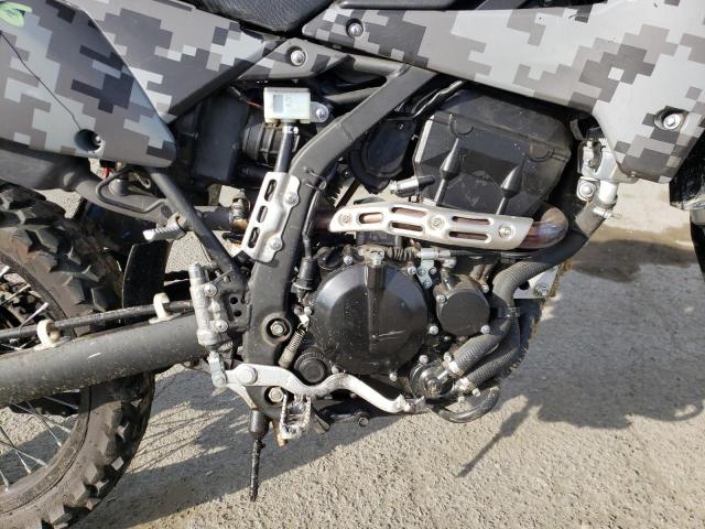 JKALXMS15JDA27076 - 2018 KAWASAKI KLX250 SJ GRAY photo 7