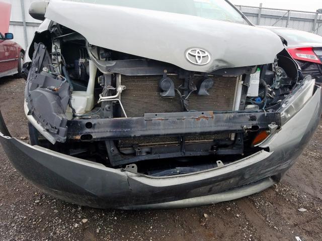 5TDKK3DC4BS107125 - 2011 TOYOTA SIENNA LE  photo 9