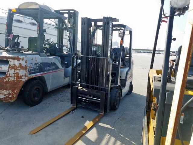 CU1F2900696 - 2009 NISSAN FORK LIFT  photo 2