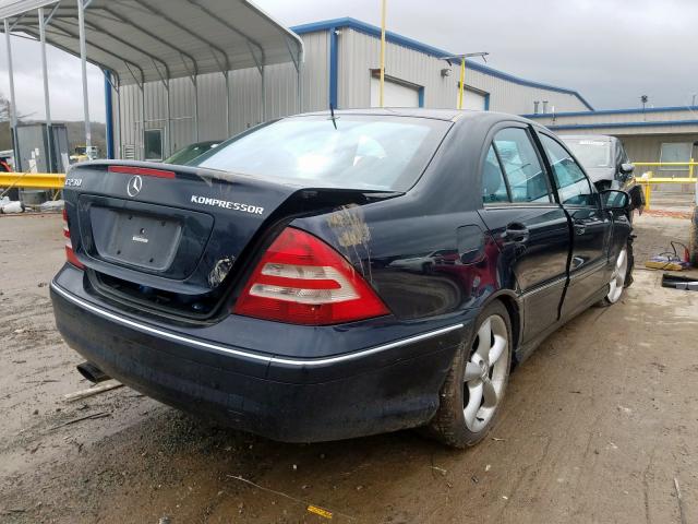 WDBRF40J85F719568 - 2005 MERCEDES-BENZ C 230K SPORT SEDAN  photo 4