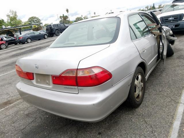 1HGCG6673XA029370 - 1999 HONDA ACCORD EX  photo 4