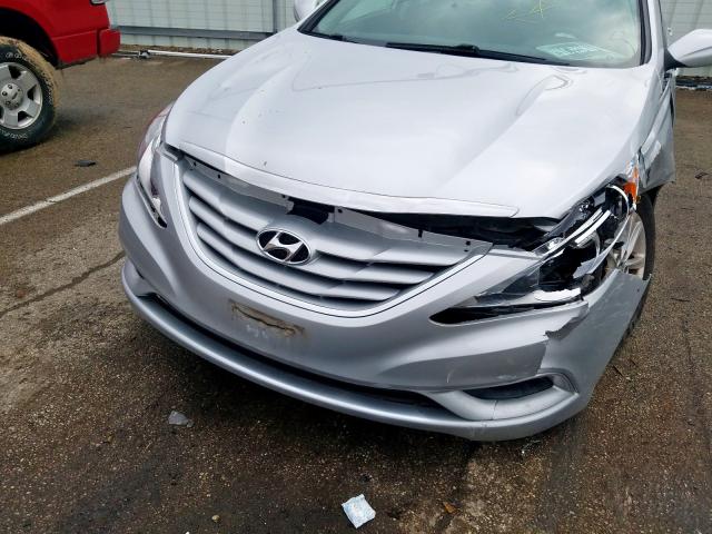 5NPEB4AC4DH760389 - 2013 HYUNDAI SONATA GLS  photo 9