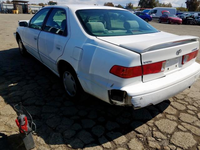 4T1BG22KXYU944273 - 2000 TOYOTA CAMRY CE  photo 3