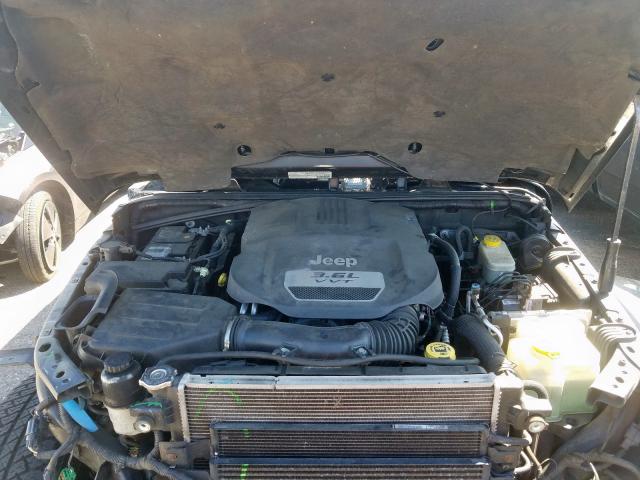 1C4BJWEG2DL556068 - 2013 JEEP WRANGLER UNLIMITED SAHARA  ფოტო 7