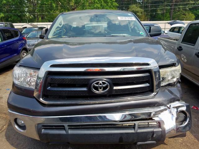 5TFRM5F10BX030568 - 2011 TOYOTA TUNDRA DOUBLE CAB SR5  photo 9
