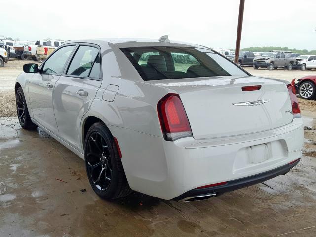 2C3CCABG4KH565942 - 2019 CHRYSLER 300 S  photo 3