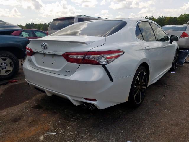 4T1B61HK6JU125786 - 2018 TOYOTA CAMRY XSE  photo 4