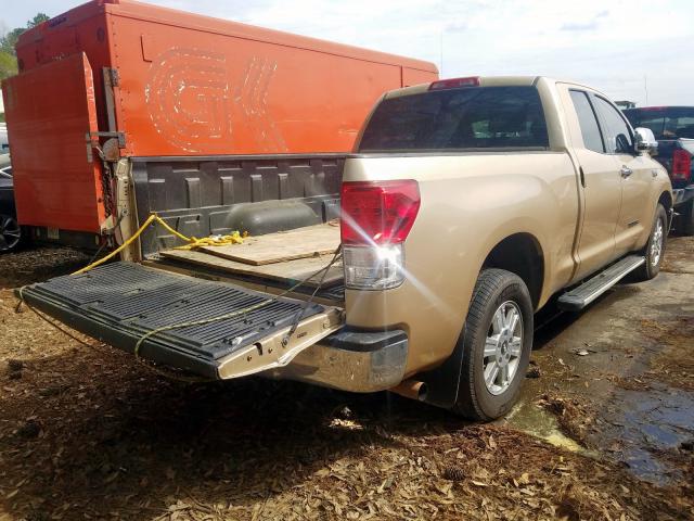 5TFUW5F13AX097751 - 2010 TOYOTA TUNDRA DOUBLE CAB SR5  photo 4