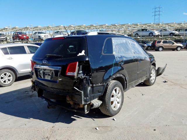 5XYKTDA28BG123565 - 2011 KIA SORENTO BASE  photo 4